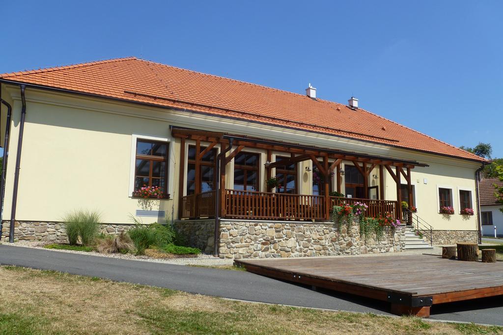 Penzion U Rudolfu Vlasenice Εξωτερικό φωτογραφία